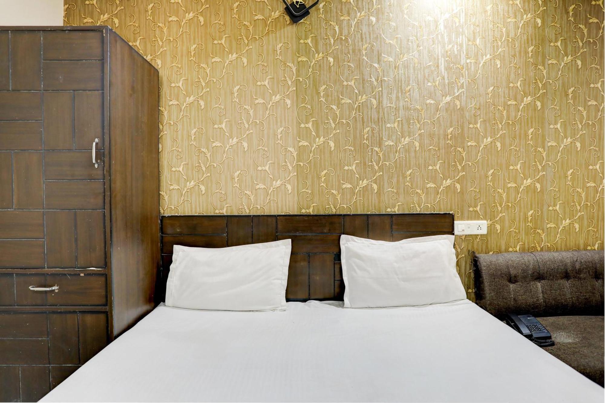 Hotel O Hcn Лудхіяна Екстер'єр фото
